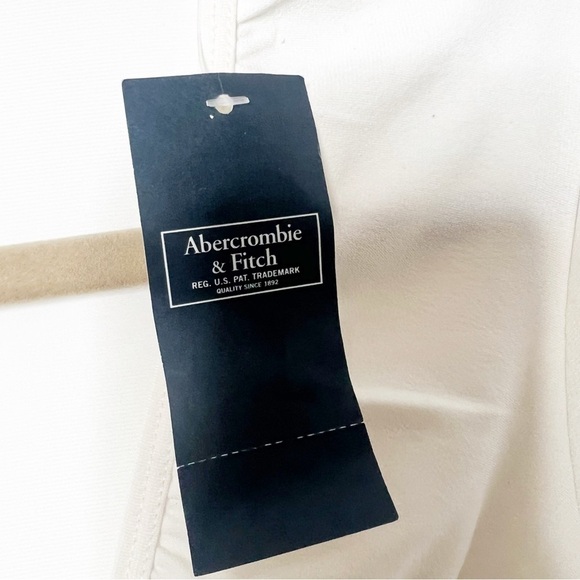 NEW with tags Abercrombie and Fitch Plunge Neckline Long Sleeve Top - Picture 3 of 4
